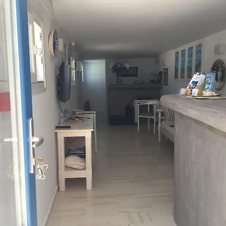 斯潘纳里斯酒店 2*