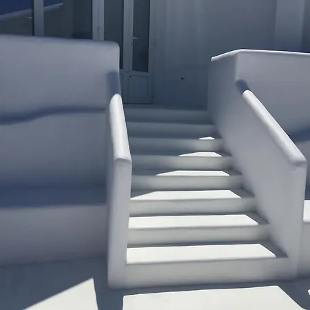 Отель Spanelis 2*