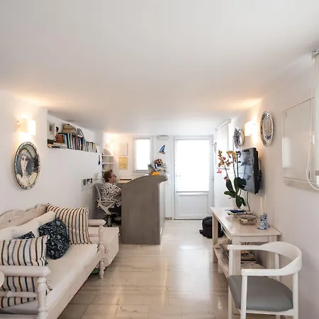 Отель Spanelis 2*