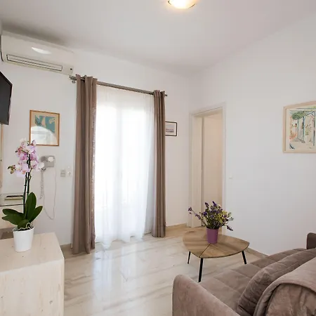 Spanelis 2* Mykonos Town