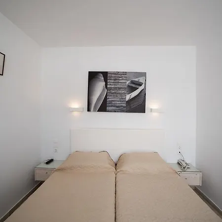 Отель Spanelis Mykonos Town