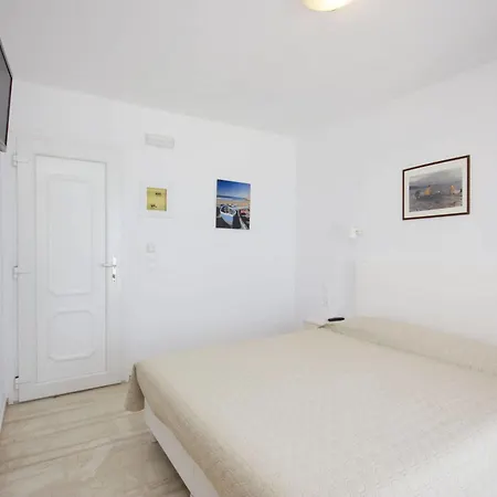 Отель Spanelis 2*