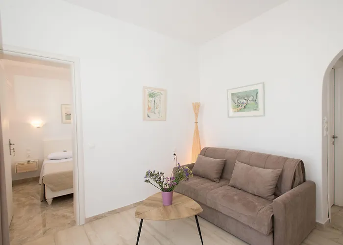 スパネリス 2* Mykonos Town